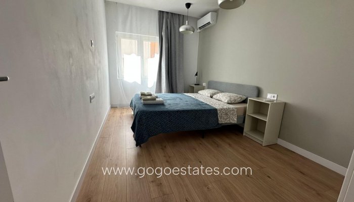 Te koop - Appartement - Appartement op de middelste verdieping - Alicante - Alicante Centro