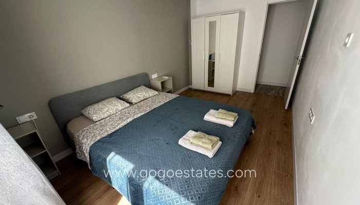 Te koop - Appartement - Appartement op de middelste verdieping - Alicante - Alicante Centro