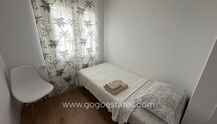 Te koop - Appartement - Appartement op de middelste verdieping - Alicante - Alicante Centro