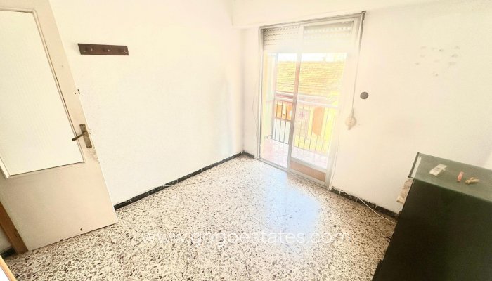 Te koop - Appartement - Appartement op de middelste verdieping - Alicante - Alicante Centro