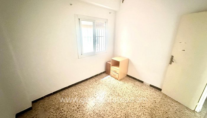 Te koop - Appartement - Appartement op de middelste verdieping - Alicante - Alicante Centro