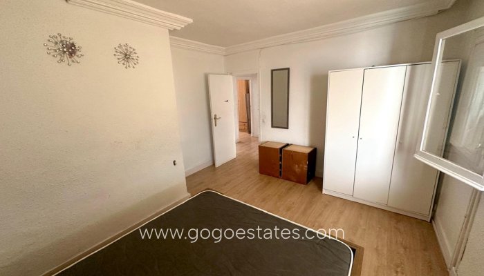 Te koop - Appartement - Appartement op de middelste verdieping - Alicante - Alicante Centro