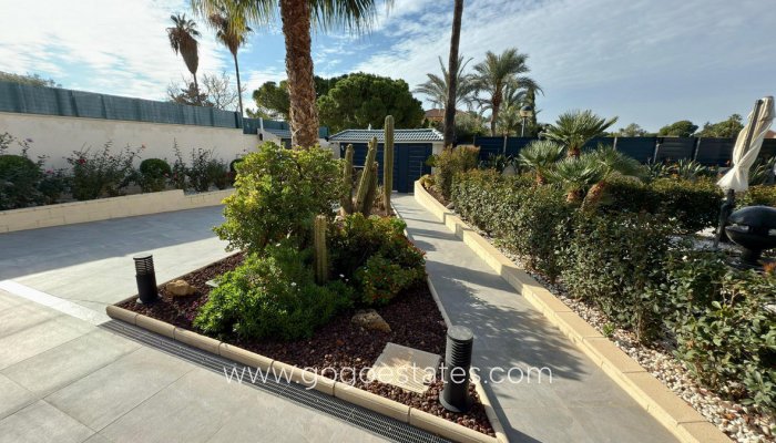 Te koop - Huis - Bungalow - Alicante - Alicante Centro