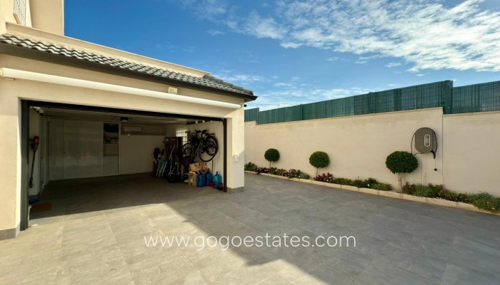 Te koop - Huis - Bungalow - Alicante - Alicante Centro