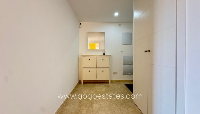 Te koop - Appartement - Appartement op de middelste verdieping - Torrevieja - Torrevieja Centro