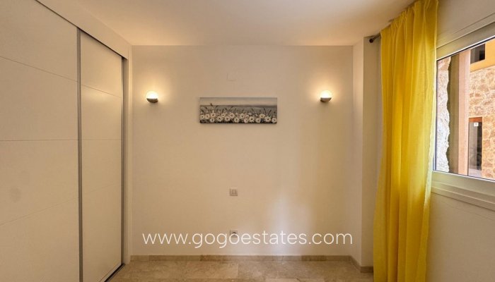 Te koop - Appartement - Appartement op de middelste verdieping - Torrevieja - Torrevieja Centro