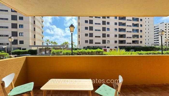 Te koop - Appartement - Appartement op de middelste verdieping - Torrevieja - Torrevieja Centro