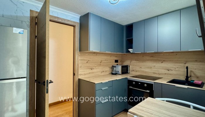 Te koop - Appartement - Appartement op de middelste verdieping - Torrevieja - Torrevieja Centro