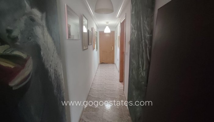 Te koop - Appartement - Appartement op de middelste verdieping - Torrevieja - Torrevieja Centro