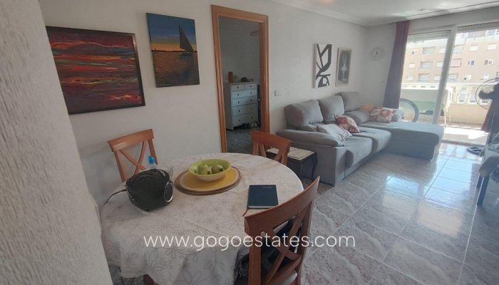 Te koop - Appartement - Appartement op de middelste verdieping - Torrevieja - Torrevieja Centro