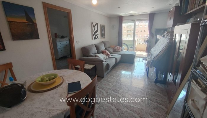 Te koop - Appartement - Appartement op de middelste verdieping - Torrevieja - Torrevieja Centro