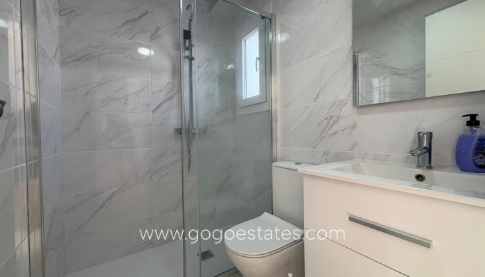 Te koop - Huis - Bungalow - Torrevieja - Torrevieja Centro