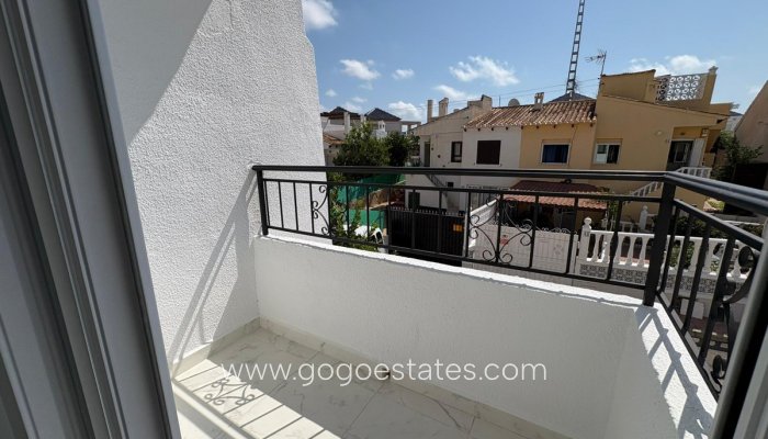 Te koop - Huis - Bungalow - Torrevieja - Torrevieja Centro