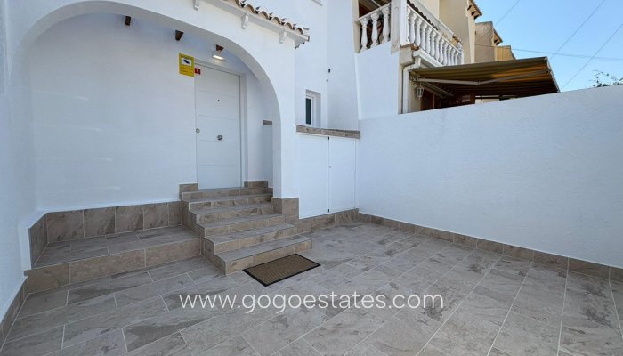 Te koop - Huis - Bungalow - Torrevieja - Torrevieja Centro
