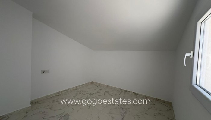 Te koop - Huis - Bungalow - Torrevieja - Torrevieja Centro