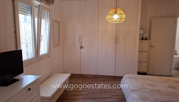 Te koop - Huis - Bungalow - Torrevieja - Torrevieja Centro