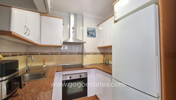 Te koop - Appartement - Appartement op de middelste verdieping - Torrevieja - Torrevieja Centro