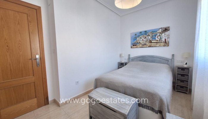Te koop - Appartement - Appartement op de middelste verdieping - Torrevieja - Torrevieja Centro