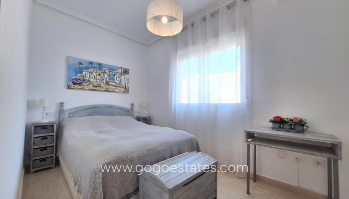 Te koop - Appartement - Appartement op de middelste verdieping - Torrevieja - Torrevieja Centro