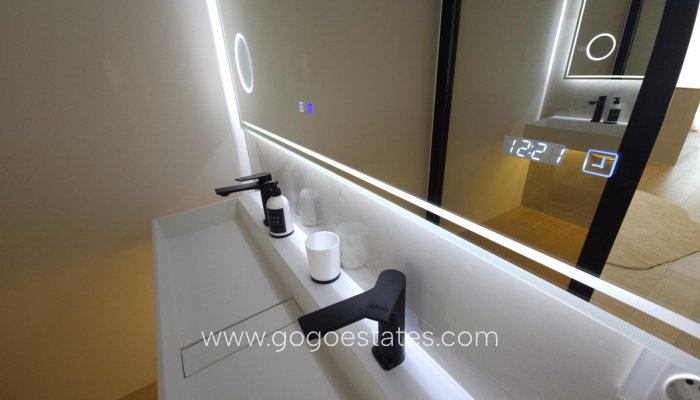 Te koop - Commercieel - Zakelijk - Torrevieja - Torrevieja Centro