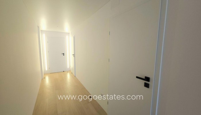 Te koop - Commercieel - Zakelijk - Torrevieja - Torrevieja Centro