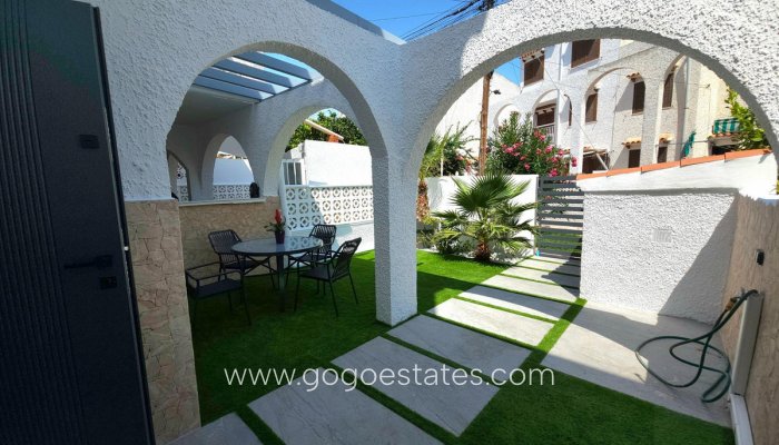 Te koop - Huis - Bungalow - Torrevieja - Torrevieja Centro