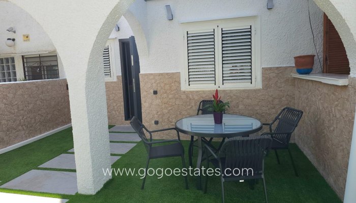 Te koop - Huis - Bungalow - Torrevieja - Torrevieja Centro