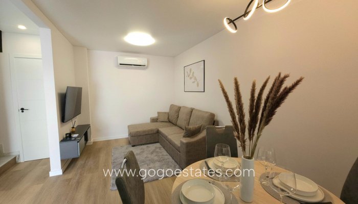 Te koop - Huis - Bungalow - Torrevieja - Torrevieja Centro