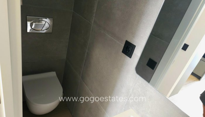 Te koop - Huis - Bungalow - Torrevieja - Torrevieja Centro