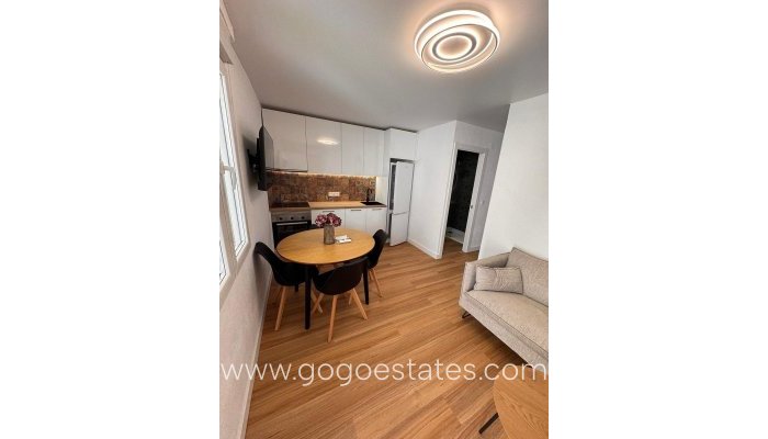 Te koop - Huis - Bungalow - Torrevieja - Torrevieja Centro