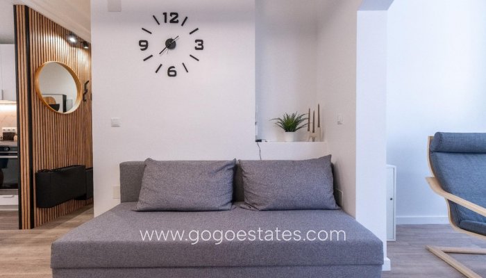 Te koop - Appartement - Appartement op de middelste verdieping - Torrevieja - Torrevieja Centro