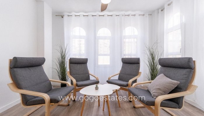 Te koop - Appartement - Appartement op de middelste verdieping - Torrevieja - Torrevieja Centro