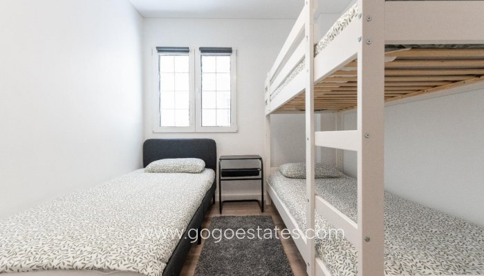 Te koop - Appartement - Appartement op de middelste verdieping - Torrevieja - Torrevieja Centro