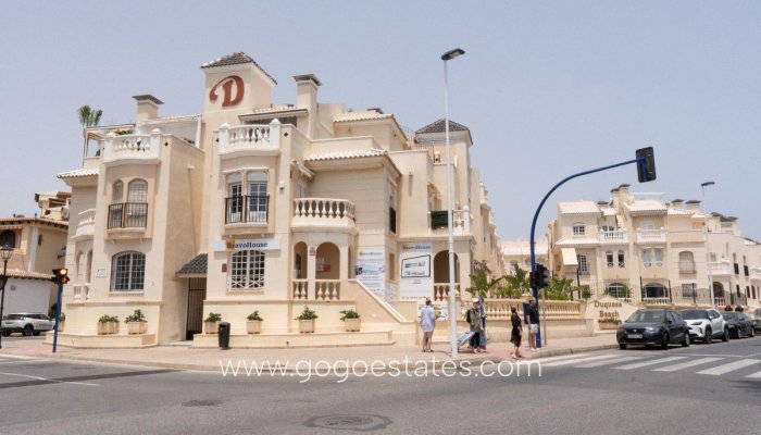 Te koop - Appartement - Appartement op de middelste verdieping - Torrevieja - Torrevieja Centro