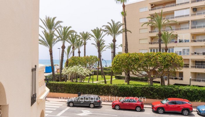 Te koop - Appartement - Appartement op de middelste verdieping - Torrevieja - Torrevieja Centro