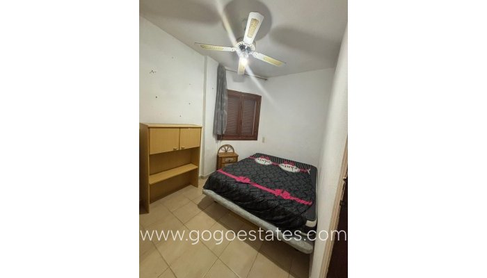 Te koop - Appartement - Appartement op de middelste verdieping - Torrevieja - Torrevieja Centro