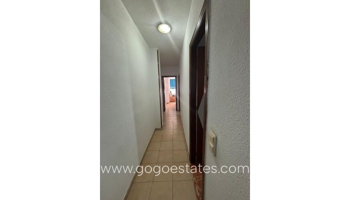 Te koop - Appartement - Appartement op de middelste verdieping - Torrevieja - Torrevieja Centro