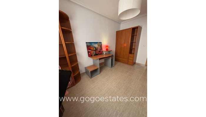 Te koop - Appartement - Appartement op de middelste verdieping - Torrevieja - Torrevieja Centro