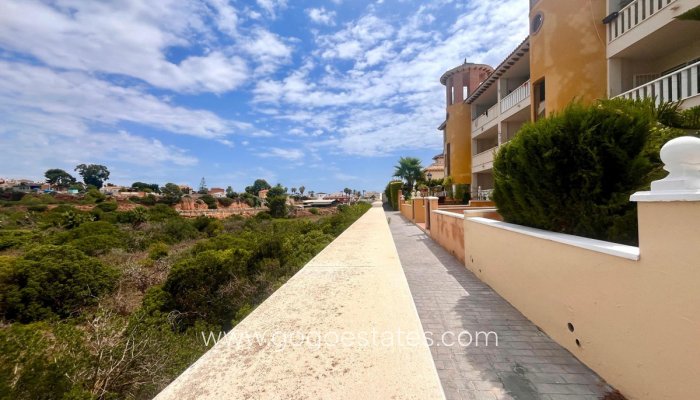 Te koop - Huis - Bungalow - Orihuela - Orihuela Costa