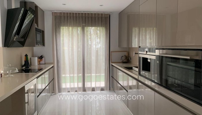 Te koop - Huis - Bungalow - Orihuela - Orihuela Costa