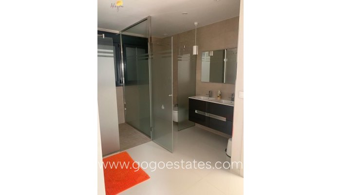 Te koop - Huis - Bungalow - Orihuela - Orihuela Costa