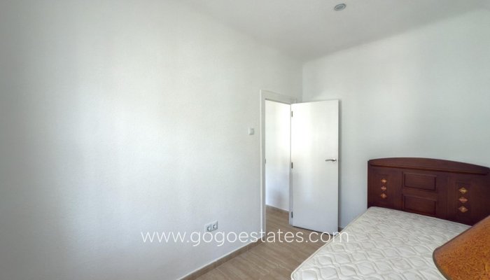 Te koop - Appartement - Appartement op de middelste verdieping - Alicante - Alicante Centro