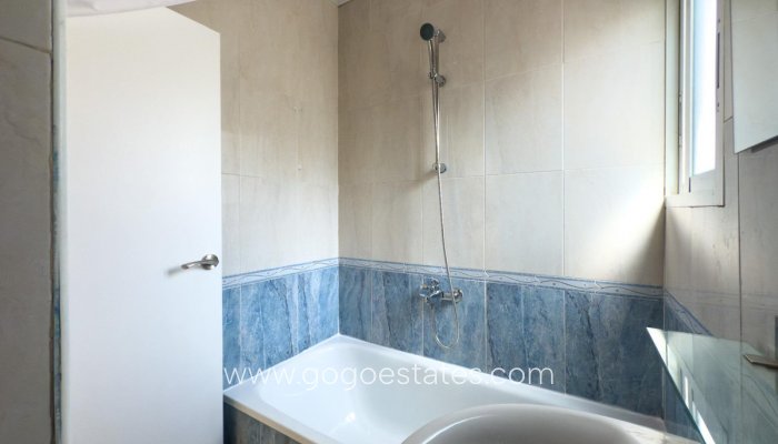 Te koop - Appartement - Appartement op de middelste verdieping - Alicante - Alicante Centro