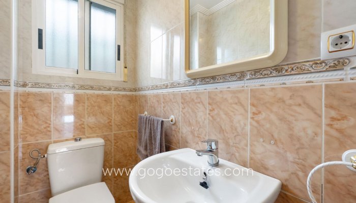 Te koop - Huis - Stadswoning - Torrevieja - Torrevieja Centro