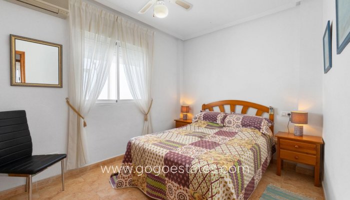 Te koop - Huis - Stadswoning - Torrevieja - Torrevieja Centro