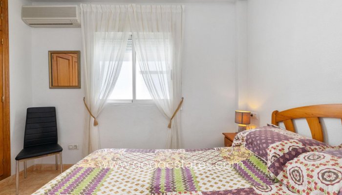 Te koop - Huis - Stadswoning - Torrevieja - Torrevieja Centro