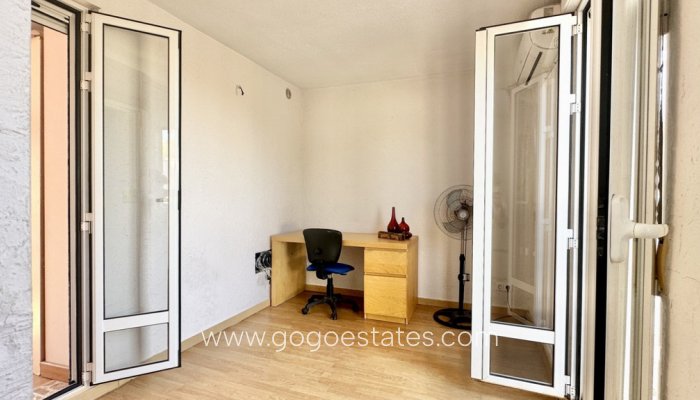 Te koop - Huis - Stadswoning - Guardamar del Segura - Guardamar del Segura Centro