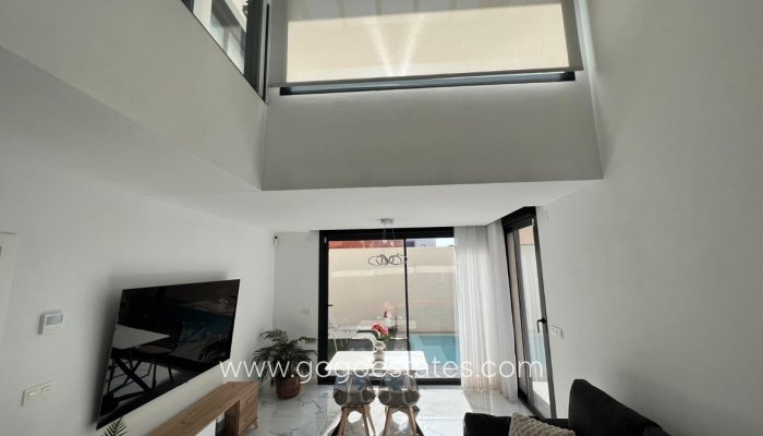 Te koop - Huis - Vrijstaande Villa - Los Montesinos - Los Montesinos Centro