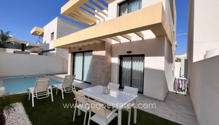 Te koop - Huis - Vrijstaande Villa - Los Montesinos - Los Montesinos Centro