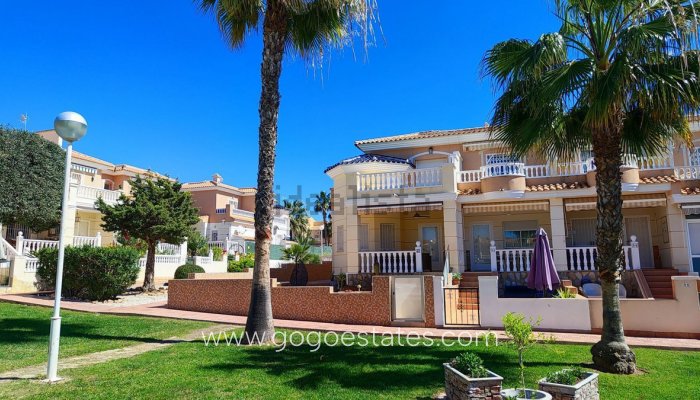 Te koop - Huis - Halfvrijstaande woning - Rojales - Ciudad Quesada